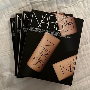 Set of 4 samples (each has 4 shades) Nars Soft Matte complete Foundation